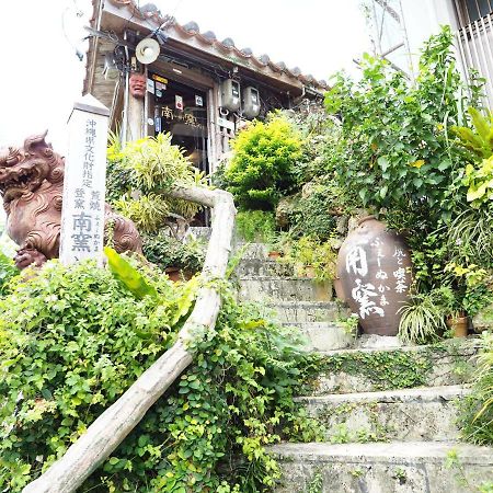 Holiday Homes Tsuboya 1St Наха Экстерьер фото